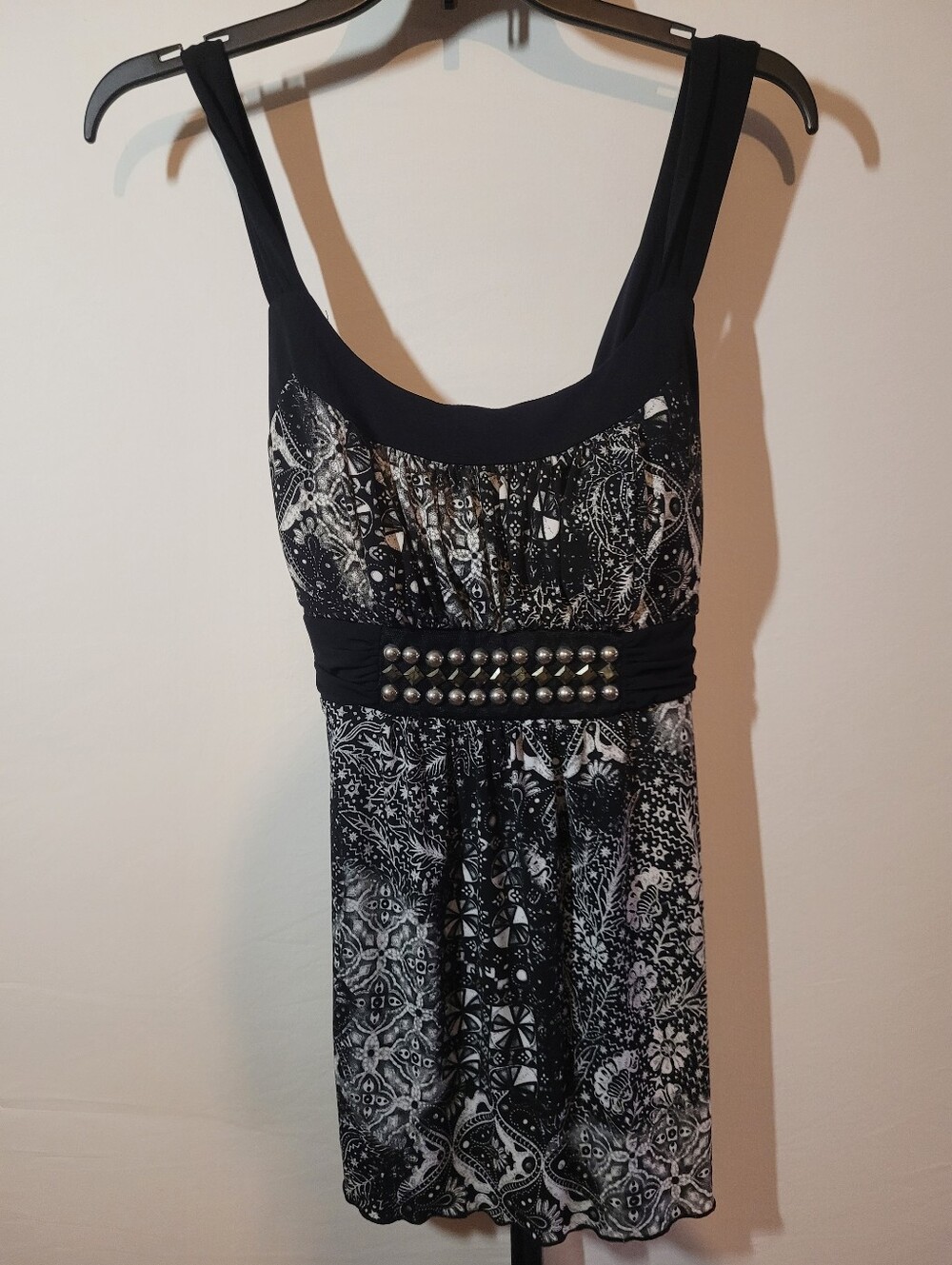 Speechless, Black & White Studded Waist Printed Blouse, L